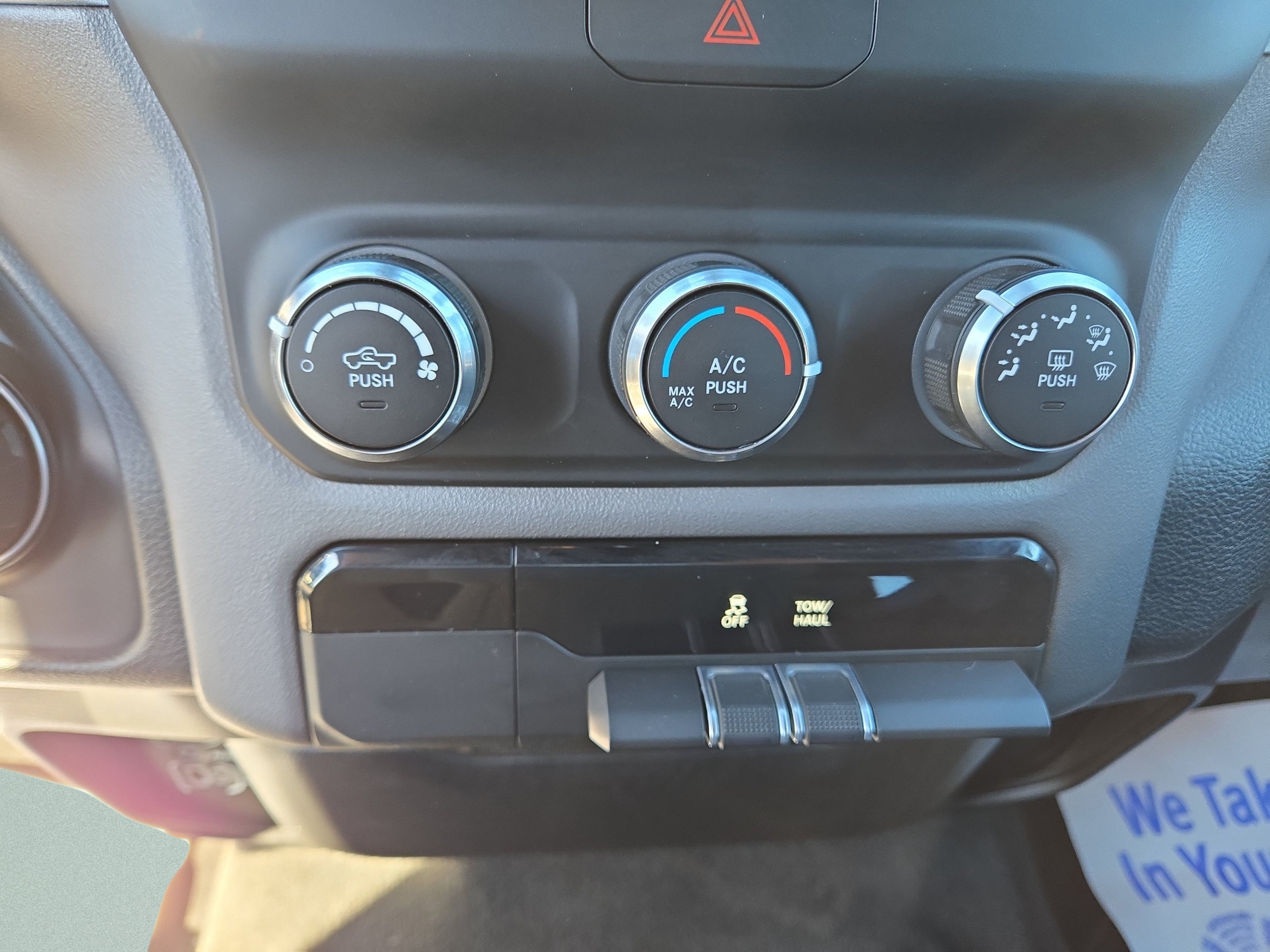 Used 2023 RAM 1500 Big Horn AWD/4WD image 18