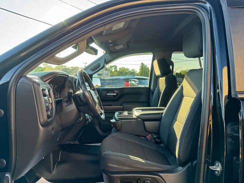 Used 2020 Chevrolet Silverado 1500 LT w/ Convenience Package AWD/4WD image 17
