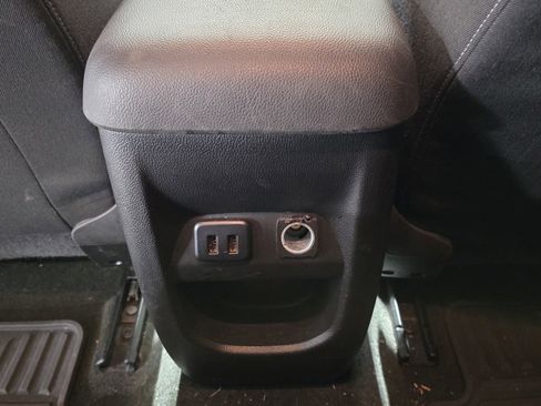 Used 2016 Chevrolet Colorado LT w/ Midnight Edition image 8