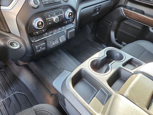 Used 2022 GMC Sierra 3500 SLE w/ SLE Convenience Package image 18