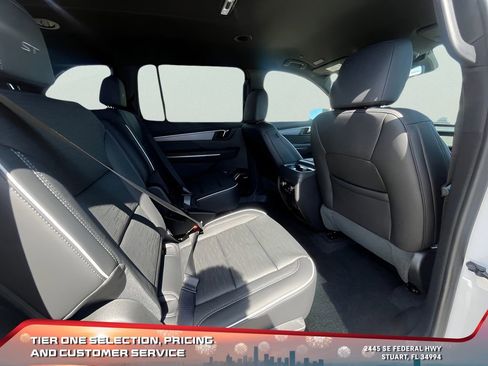 New 2025 Buick Enclave Sport Touring w/ Power Package image 18