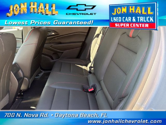 Used 2025 Chevrolet Trax RS w/ Sunroof Package FWD image 20