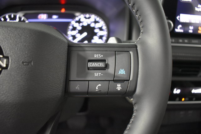 Certified 2026 Nissan Rogue Dark Armor AWD/4WD image 17