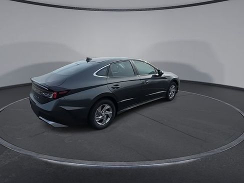 New 2026 Hyundai Sonata SE FWD image 9