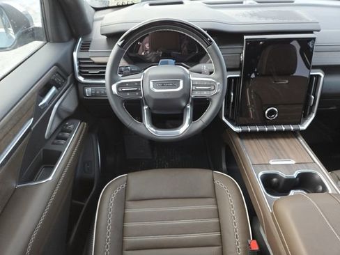 New 2026 GMC Acadia Denali Ultimate w/ LPO, Floor Liner Package image 35