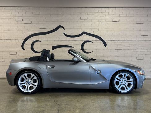 Used 2003 BMW Z4 3.0i image 4
