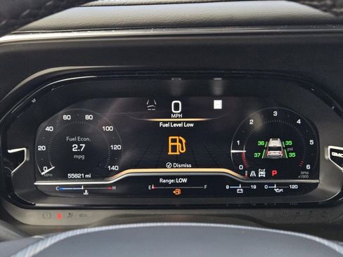 Used 2023 GMC Yukon XL Denali Ultimate image 11