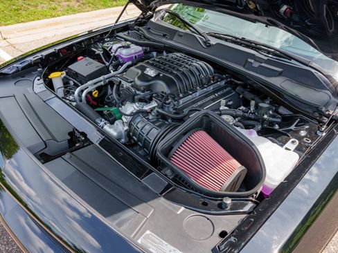 Used 2023 Dodge Challenger SRT Hellcat Redeye RWD image 10