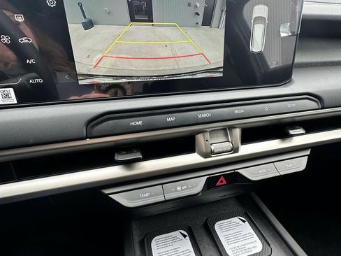 New 2027 Kia Telluride S image 9