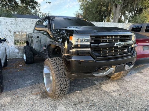 Used 2017 Chevrolet Silverado 1500 LTZ Z71 w/ Midnight Edition AWD/4WD image 3