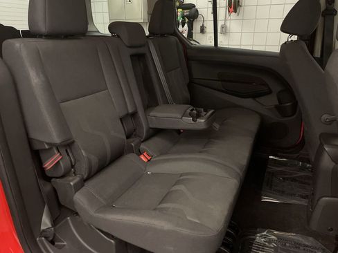 Used 2016 Ford Transit Connect XLT image 18