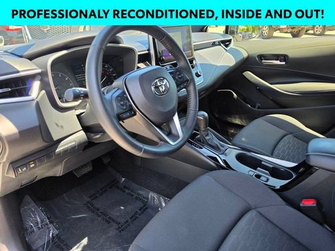 Certified 2025 Toyota Corolla SE w/ SE Package FWD image 7
