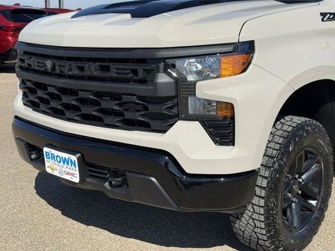 New 2026 Chevrolet Silverado 1500 Custom Trail Boss w/ Dark Appearance Package image 18