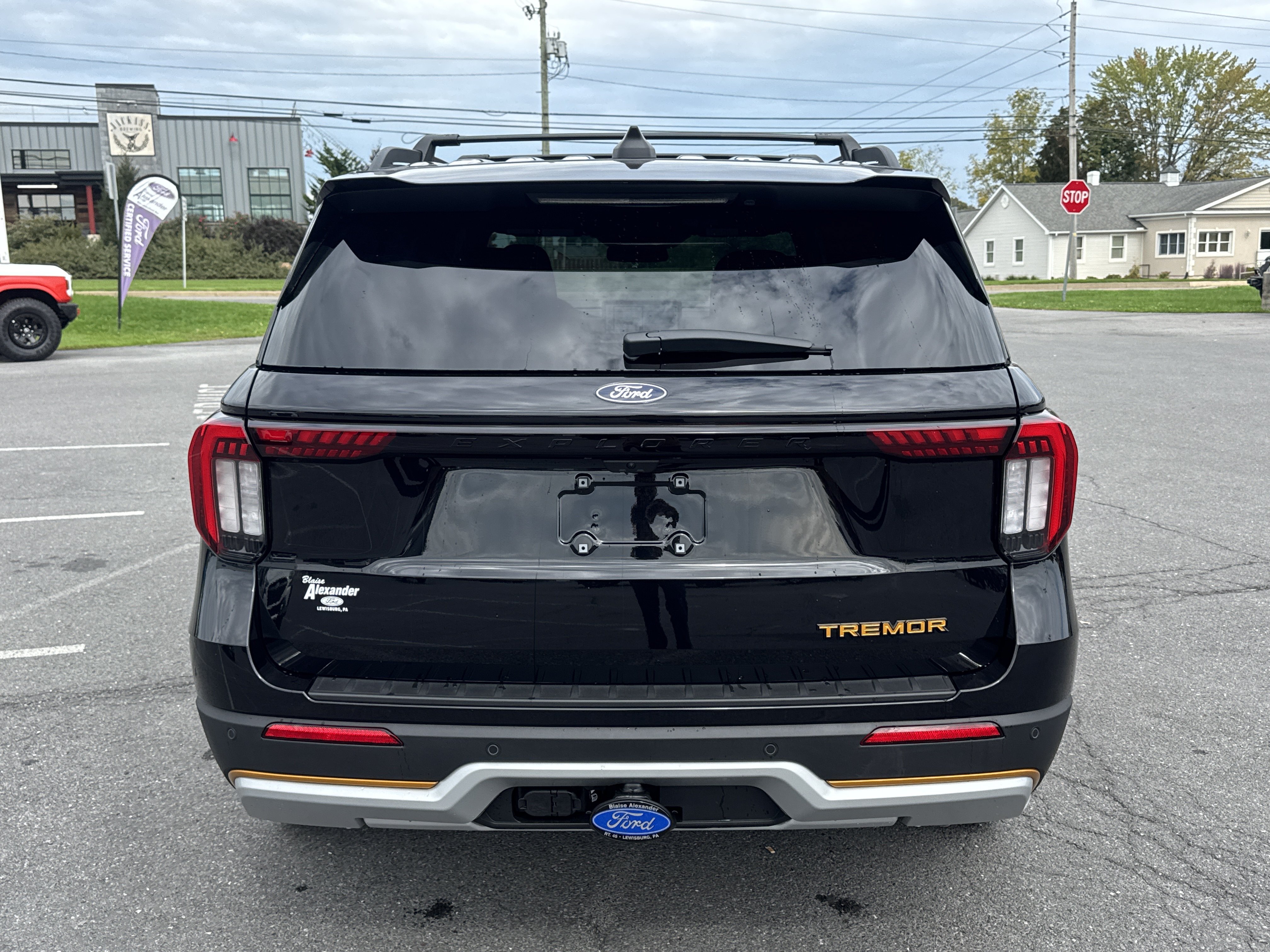 New 2027 Ford Explorer Tremor AWD/4WD image 4