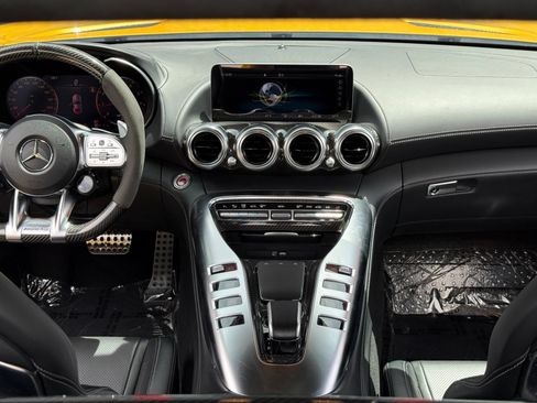 Used 2020 Mercedes-Benz AMG GT C image 44