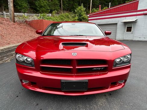 Used 2006 Dodge Charger SRT8 w/ SRT Option Group III RWD image 9