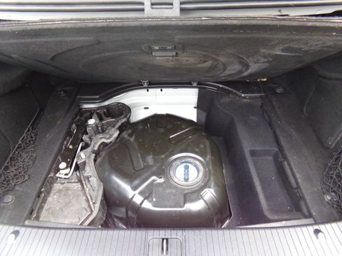 Used 2013 Mercedes-Benz E 350 BlueTEC Sedan image 20