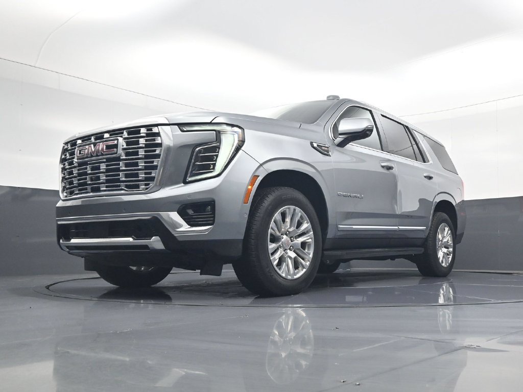 Used 2025 GMC Yukon Denali AWD/4WD image 29