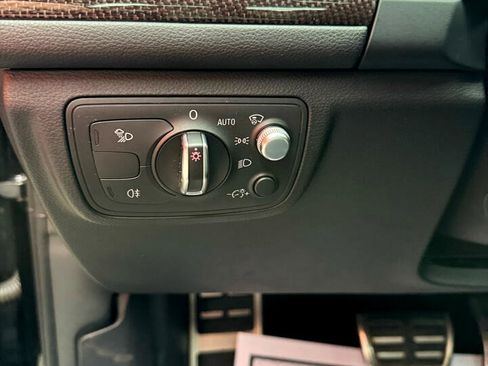 Used 2016 Audi S6 Prestige w/ Prestige Package image 9