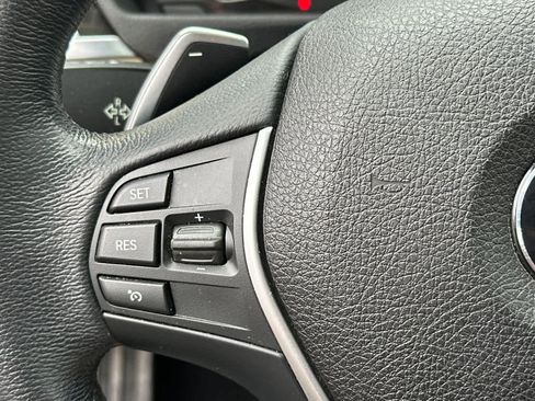 Used 2017 BMW 330e image 26