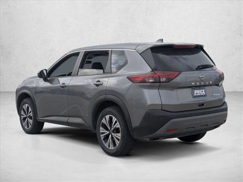 Used 2023 Nissan Rogue SV image 7