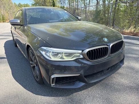 Used 2018 BMW M550i xDrive w/ Driving Assistance Package image 3