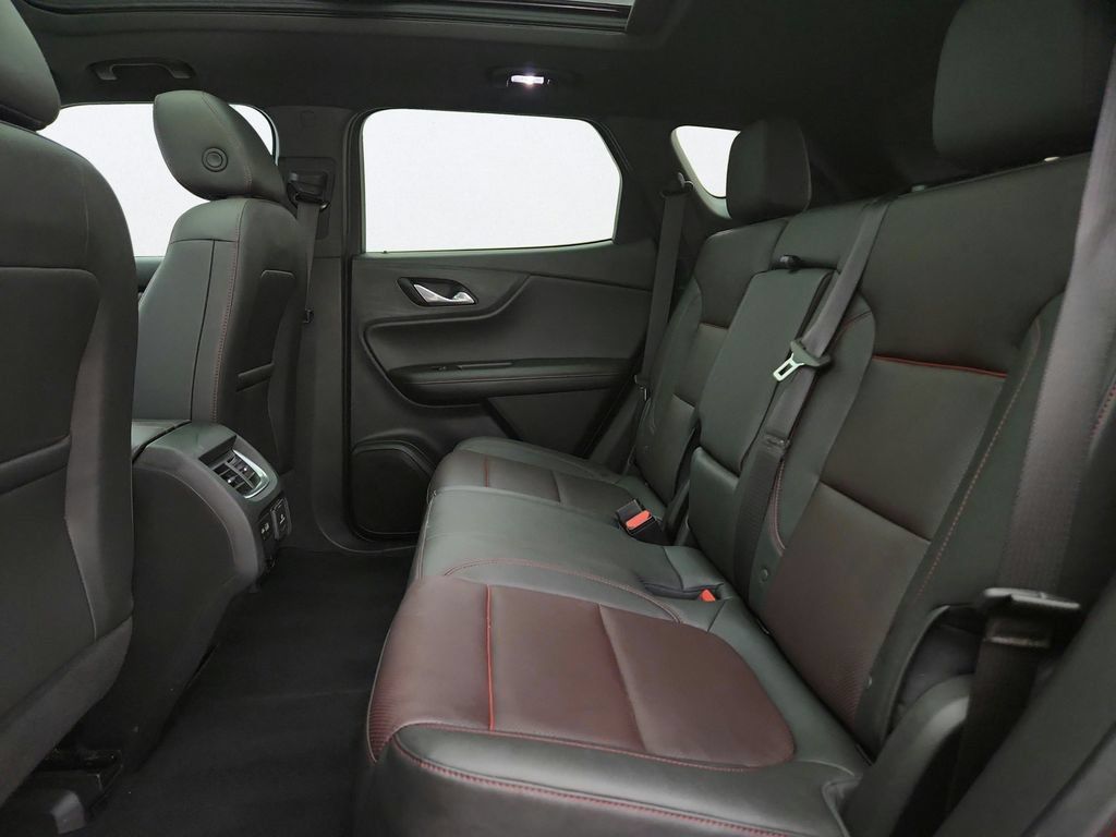 Used 2023 Chevrolet Blazer RS AWD/4WD image 27