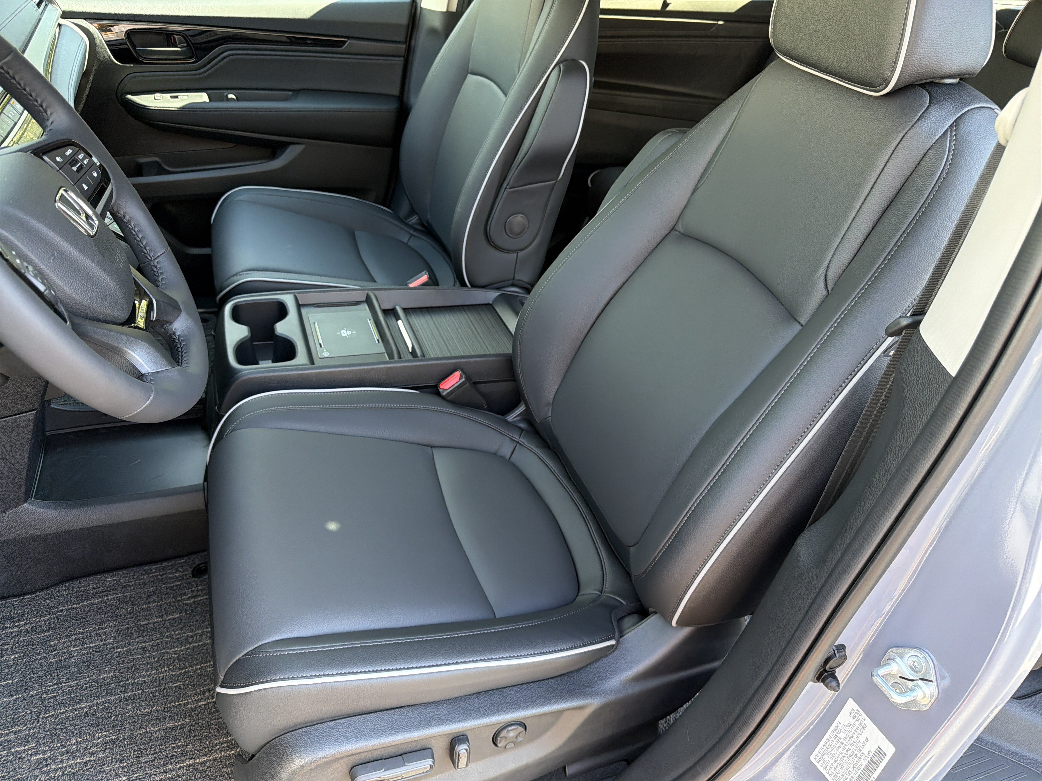 New 2027 Honda Odyssey Touring image 16