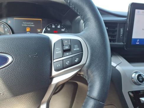 Certified 2023 Ford Explorer XLT w/ Equipment Group 202A AWD/4WD image 17