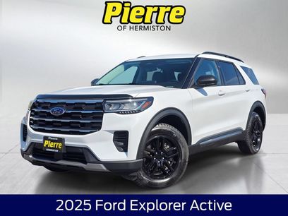Used 2025 Ford Explorer Active