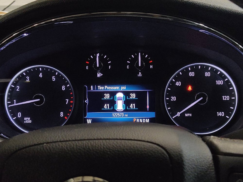 Used 2020 Buick Encore Preferred w/ Safety Package FWD image 23
