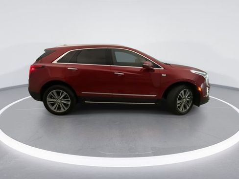 Used 2022 Cadillac XT5 Premium Luxury w/ Platinum Package image 7