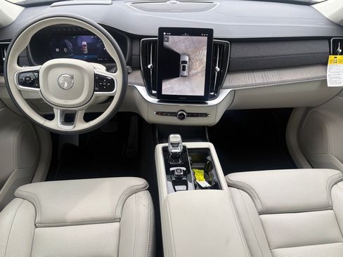New 2026 Volvo XC90 B6 Ultra image 8