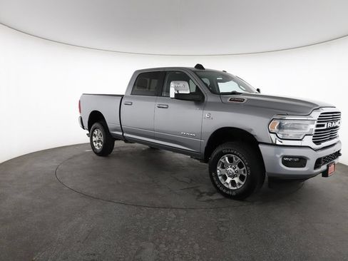 Used 2024 RAM 2500 Laramie w/ Safety Group AWD/4WD image 2