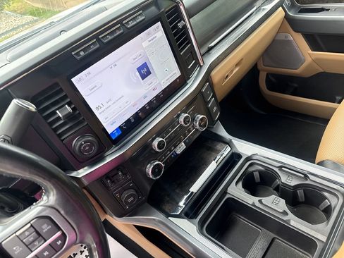 Certified 2024 Ford F350 Lariat w/ Lariat Ultimate Package AWD/4WD image 17