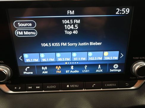 Used 2023 Nissan Sentra SR image 4