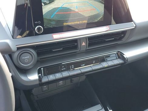 New 2026 Toyota Prius LE image 18