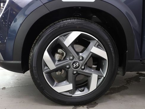 Certified 2023 Hyundai Venue Limited w/ Cargo Package image 29