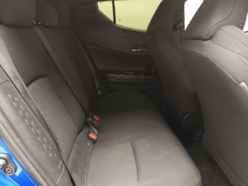 Used 2019 Toyota C-HR LE image 19