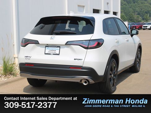 New 2026 Honda HR-V Sport image 2
