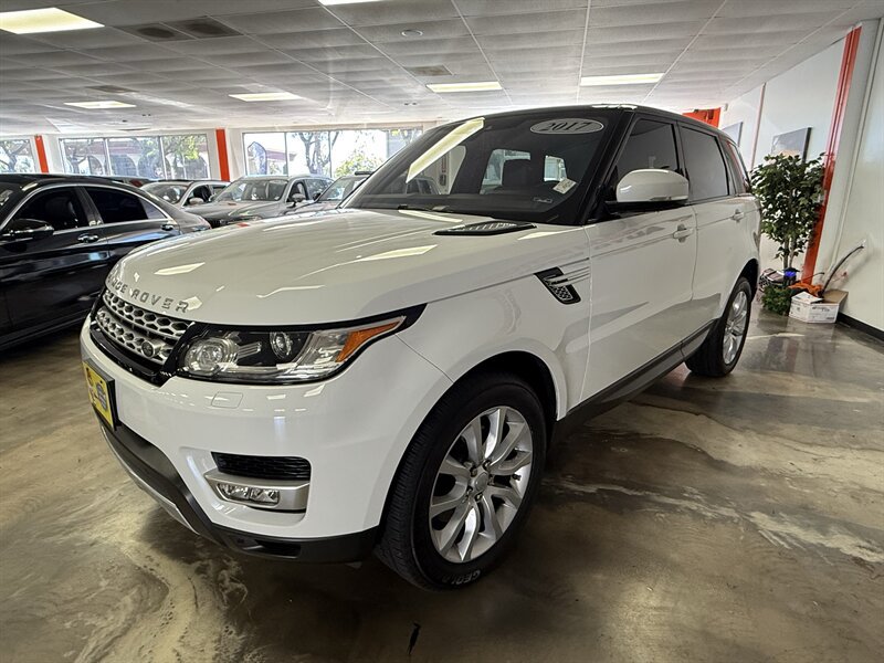 Used 2017 Land Rover Range Rover Sport HSE AWD/4WD image 3
