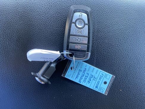 Used 2021 Ford F350 Lariat AWD/4WD image 20
