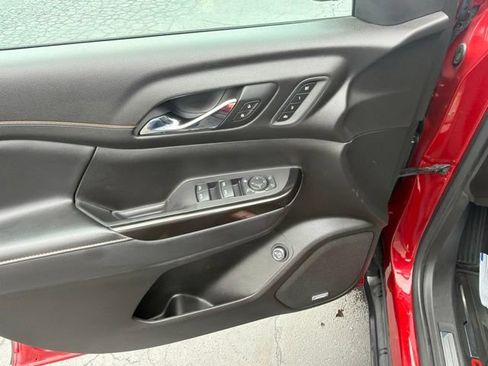 Used 2021 GMC Acadia AT4 w/ Preferred Package AWD/4WD image 13