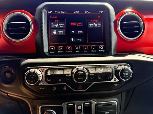 Used 2020 Jeep Wrangler Unlimited Rubicon AWD/4WD image 26