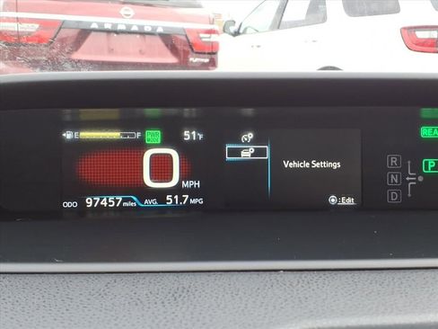 Used 2020 Toyota Prius L Eco image 22