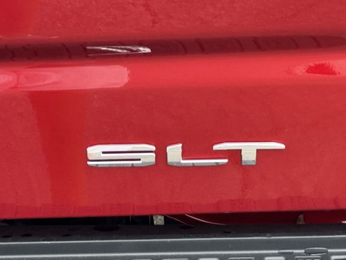 New 2026 GMC Sierra 1500 SLT w/ SLT Premium Package image 10