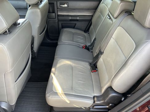 Used 2019 Ford Flex Limited w/ Equipment Group 303A AWD/4WD image 15