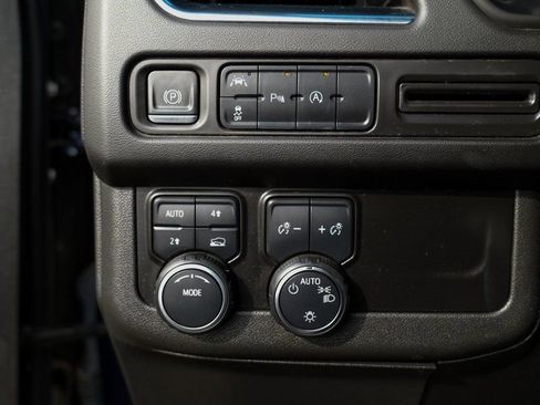 Used 2023 Chevrolet Tahoe LS image 47