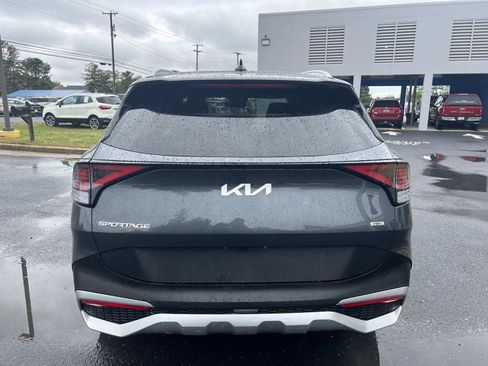 Used 2023 Kia Sportage EX AWD/4WD image 4