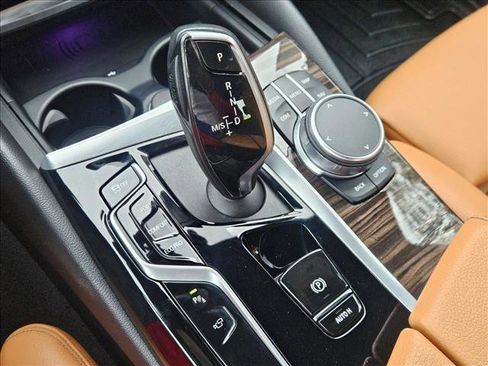 Used 2021 BMW 540i w/ Convenience Package image 23